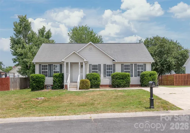 Photo 2 of Single family home for sale at 1805 Lawton Dr, Rock Hill, SC 29730 | MLS# 4394249 | Listing updated on 2026-09-25