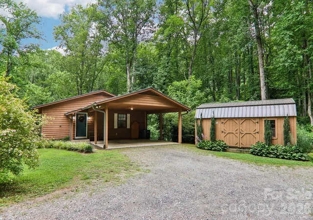 Homes for sale in Sylva, NC | 125 Nugget Ln, Sylva, NC 28779 | MLS# 4394257