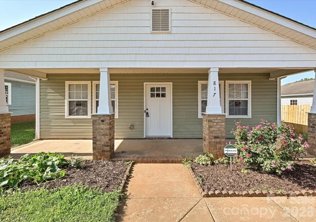 Homes for sale in Charlotte, NC | 817 Wainwright Ave, Charlotte, NC 28206 | MLS# 4394266