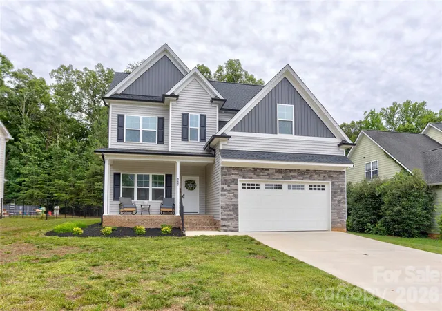 Homes for sale in Salisbury, NC | 317 Oak Brook Dr, Salisbury, NC 28146 | MLS# 4394271
