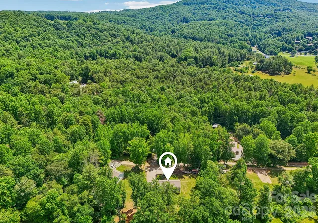 41st image of 51 Hermit Springs Trl, Hendersonville, NC 28739 | MLS# 4394272
