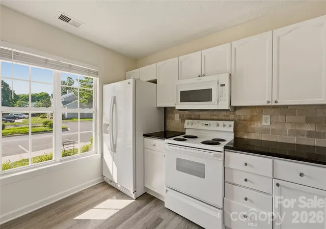 Photo 2 of Townhouse for sale at 2235 Preakness Ct, Charlotte, NC 28273 | MLS# 4394286 | Listing updated on 2026-08-31