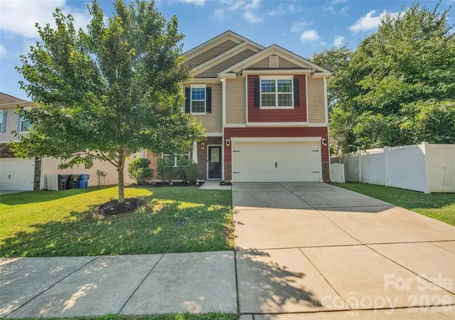 Photo 1 of Sale Pending at 112 Kingsway Dr, Mooresville, NC 28115 | MLS# 4394293 | Listing updated on 2026-09-21