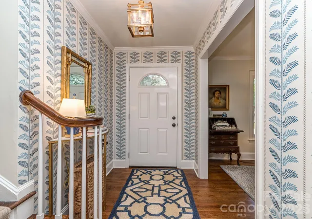 Photo 2 of Single family home for sale at 6817 Ronda Ave, Charlotte, NC 28211 | MLS# 4394318 | Listing updated on 2026-09-06