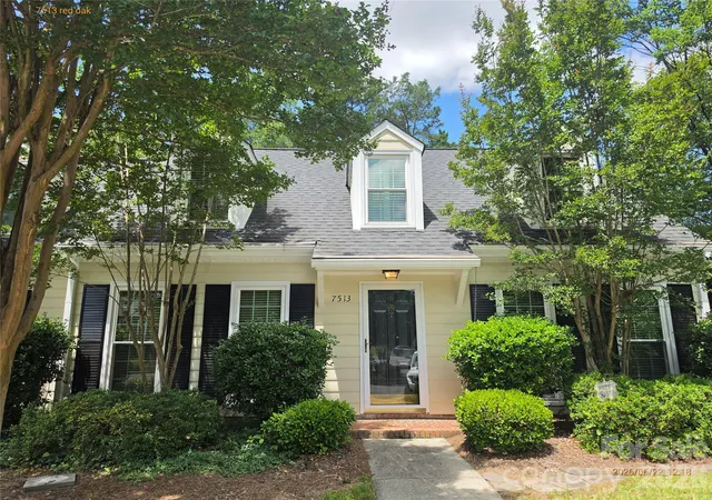 Photo 1 of Townhouse for sale at 7513 Red Oak Ln, Charlotte, NC 28226 | MLS# 4394321 | Listing updated on 2026-09-30