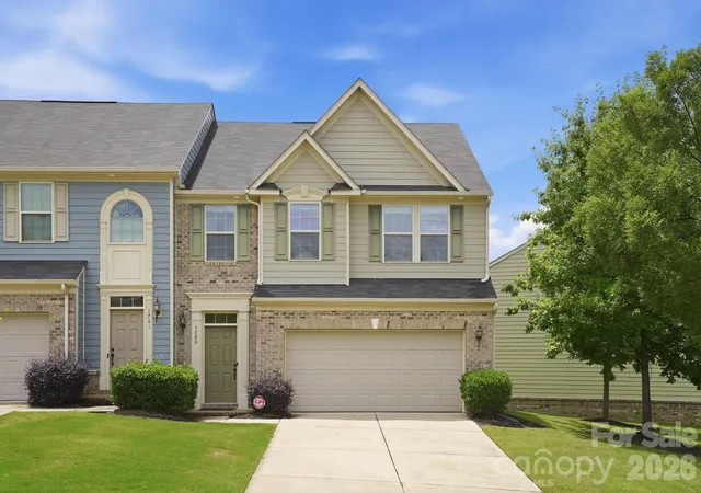 Photo 2 of Townhouse for sale at 1760 Evergreen Dr, Charlotte, NC 28208 | MLS# 4394330 | Listing updated on 2026-08-28