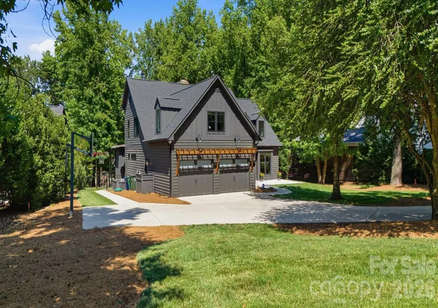 48th image of 19624 Meta Rd, Cornelius, NC 28031 | MLS# 4394341