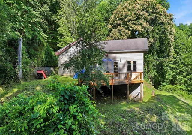 Homes for sale in Sylva, NC | 583 Dark Ridge Rd, Sylva, NC 28779 | MLS# 4394353