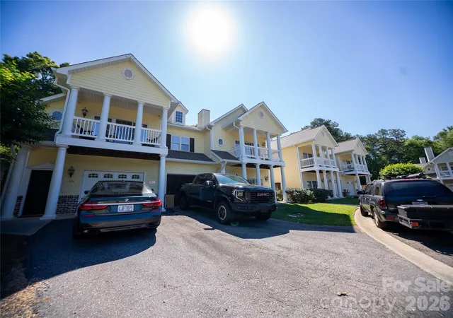 2nd image of 1392 21st Ave Ne, Hickory, NC 28601 | MLS# 4394397