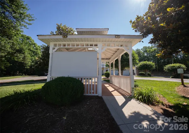 3rd image of 1392 21St Ave Ne, Hickory, NC 28601 | MLS# 4394397