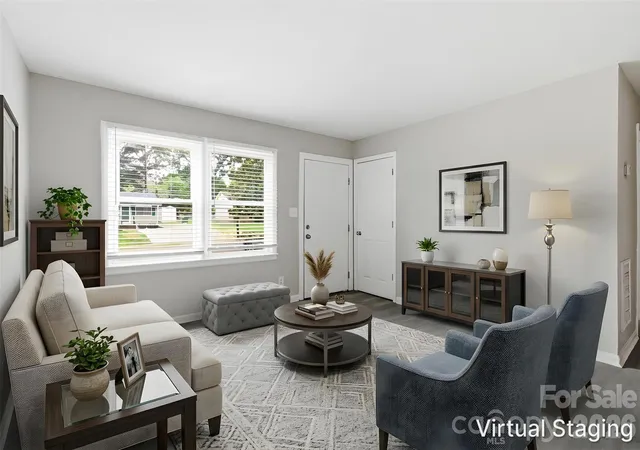 Photo 3 of Single family home for sale at 2725 Thornton Rd, Charlotte, NC 28208 | MLS# 4394412 | Listing updated on 2026-08-28