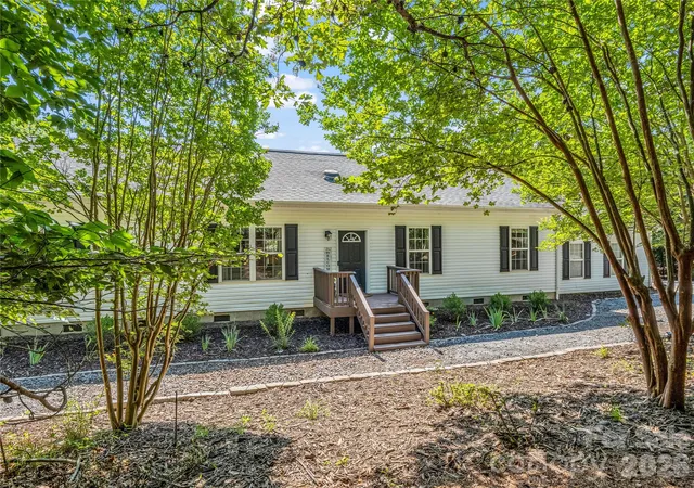 Homes for sale in Rutherfordton, NC | 138 Elliott Ln, Rutherfordton, NC 28139 | MLS# 4394425