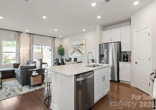 2nd image of 9017 Foggy Brook Ct, Charlotte, NC 28216 | MLS# 4394439