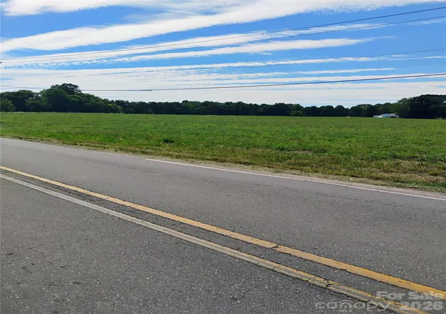 1st image of 3823 Hickory Lincolnton Hwy, Newton, NC 28658 | MLS# 4394465