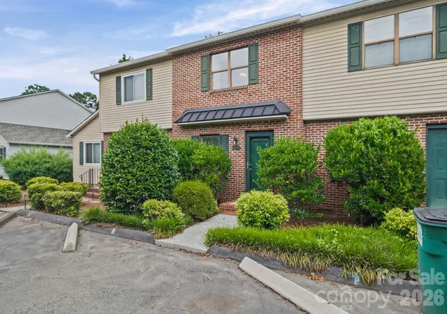 Photo 2 of Townhouse for sale at 1519 S Point Rd, Belmont, NC 28012 | MLS# 4394491 | Listing updated on 2026-07-12