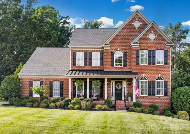 Photo 2 of Single family home for sale at 233 Squirrel Ln, Clover, SC 29710 | MLS# 4394508 | Listing updated on 2026-08-08