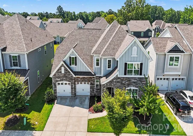 2nd image of 14908 Baldridge Dr, Huntersville, NC 28078 | MLS# 4394511