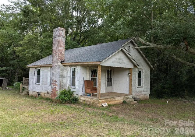 Photo 2 of Single family home for sale at 4548 Springs Rd, Conover, NC 28613 | MLS# 4394546 | Listing updated on 2026-07-01