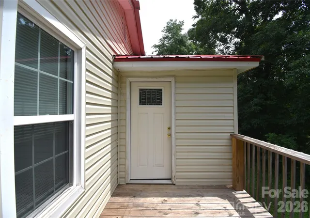 Photo 16 of Single family home for sale at 622 Green St Loop, Marion, NC 28752 | MLS# 4394578 | Listing updated on 2026-06-22