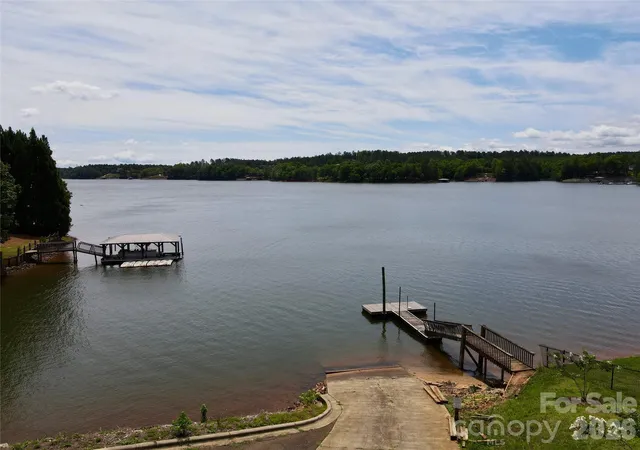 Homes for sale in Granite Falls, NC | 5676 Marblestone Dr, Granite Falls, NC 28630 | MLS# 4394597