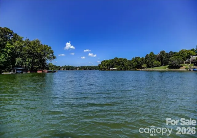 Single family home for sale at 105 Quail Ln, Mooresville, NC 28117 | MLS# 4394602