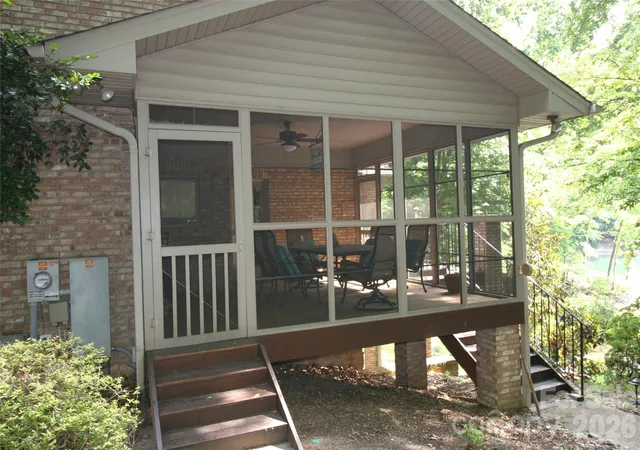 Photo 4 of Single family home for sale at 105 Quail Ln, Mooresville, NC 28117 | MLS# 4394602 | Listing updated on 2026-10-29