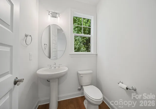 Photo 4 of Single family home for sale at 240 Goldenrod Cir, Salisbury, NC 28147 | MLS# 4394610 | Listing updated on 2026-09-27