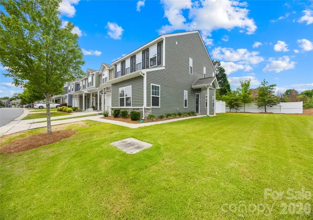 Photo 3 of Townhouse for sale at 7447 Jane Parks Way #43, Charlotte, NC 28217 | MLS# 4394618 | Listing updated on 2026-09-23
