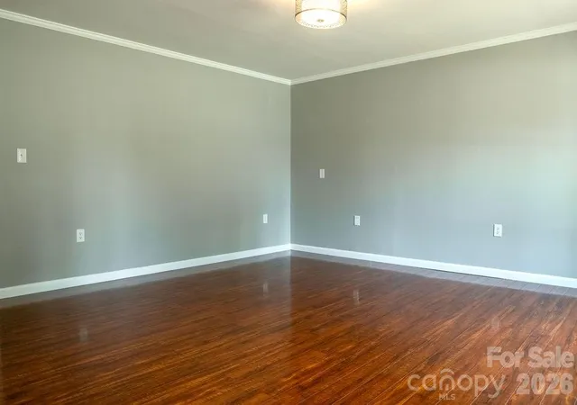 Photo 4 of Single family home for sale at 138 Oak Hl Dr, Forest City, NC 28043 | MLS# 4394630 | Listing updated on 2026-08-11