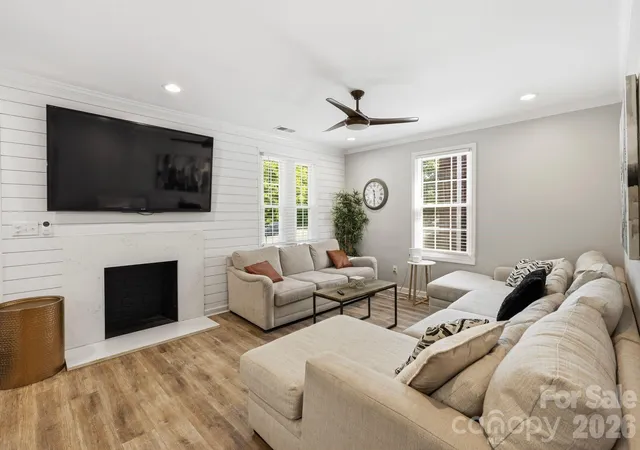 Photo 3 of Single family home for sale at 205 Grandin Rd, Charlotte, NC 28208 | MLS# 4394649 | Listing updated on 2026-09-02