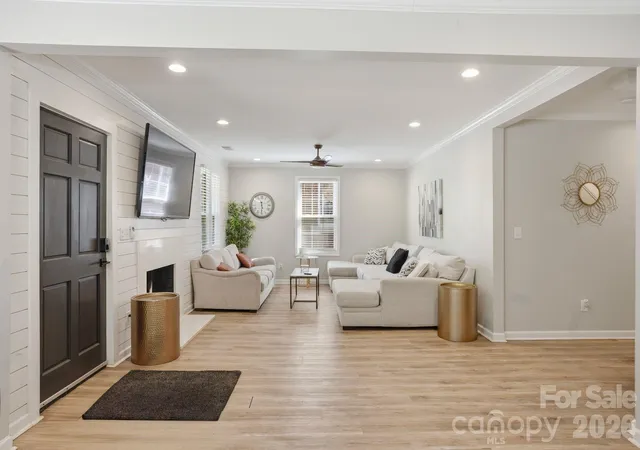 Photo 3 of Single family home for sale at 205 Grandin Rd, Charlotte, NC 28208 | MLS# 4394649 | Listing updated on 2026-09-02