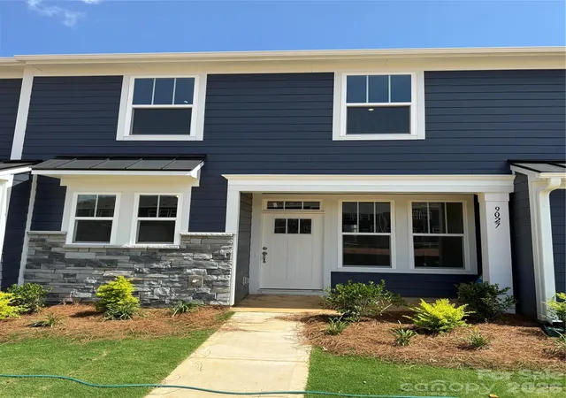 Photo 1 of Townhouse for sale at 9027 Gulledge Ct, Charlotte, NC 28262 | MLS# 4394653 | Listing updated on 2026-10-28