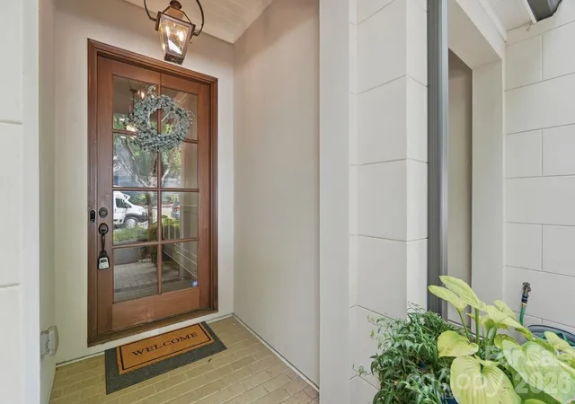 Photo 2 of Townhouse for sale at 2430 Vail Ave, Charlotte, NC 28207 | MLS# 4394660 | Listing updated on 2026-10-06