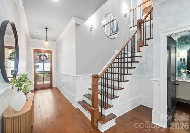 Photo 4 of Townhouse for sale at 2430 Vail Ave, Charlotte, NC 28207 | MLS# 4394660 | Listing updated on 2026-10-06