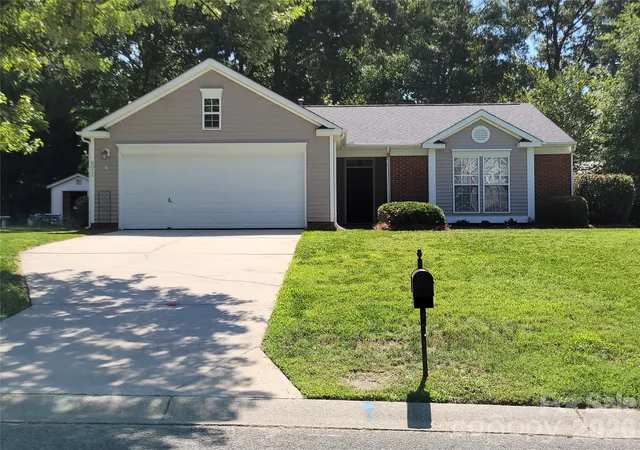 Homes for sale in Matthews, NC | 8012 Sheckler Ln, Matthews, NC 28104 | MLS# 4394664