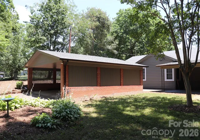 37th image of 415 High Cir Nw, Lenoir, NC 28645 | MLS# 4394665