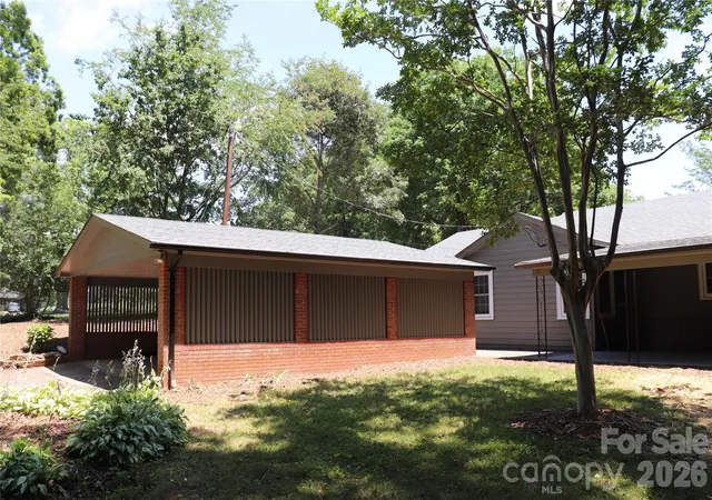 4th image of 415 High Cir Nw, Lenoir, NC 28645 | MLS# 4394665