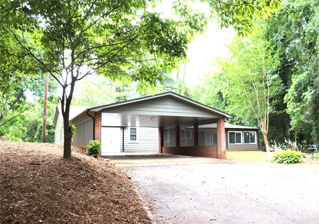 5th image of 415 High Cir Nw, Lenoir, NC 28645 | MLS# 4394665