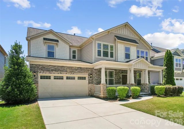 Photo 3 of Single family home for sale at 119 Heron Cvs Loop, Mooresville, NC 28117 | MLS# 4394685 | Listing updated on 2026-08-13