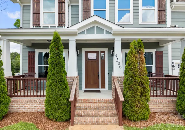 Photo 2 of Single family home for sale at 4306 Rolling Acres Rd, Charlotte, NC 28213 | MLS# 4394686 | Listing updated on 2026-08-10