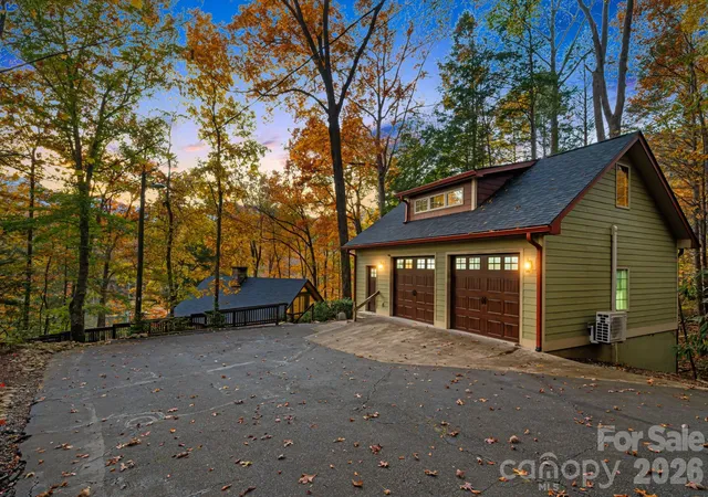 Photo 3 of Single family home for sale at 1943 Buffalo Crk Rd, Lake Lure, NC 28746 | MLS# 4394743 | Listing updated on 2026-07-29
