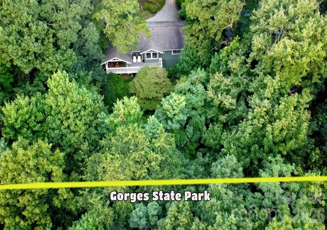 Photo 4 of Single family home for sale at 580 Whetstone Gap Rd, Lake Toxaway, NC 28747 | MLS# 4394791 | Listing updated on 2026-07-24