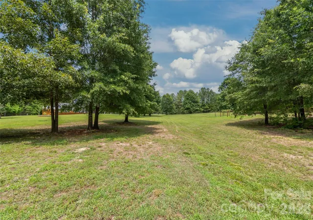 Photo 3 of Single family home for sale at 1241 Sierra Rd, York, SC 29745 | MLS# 4394792 | Listing updated on 2026-08-21