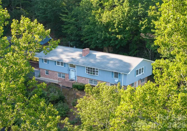 Photo 2 of Single family home for sale at 45 Mountain View Ave, Black Mountain, NC 28711 | MLS# 4394810 | Listing updated on 2026-10-03