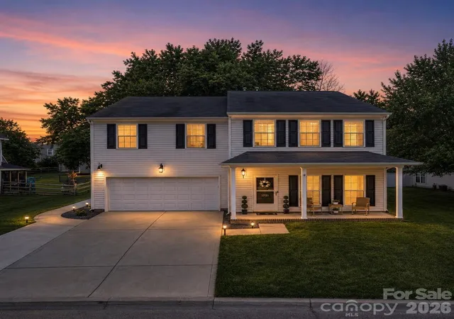 Photo 1 of Single family home for sale at 1721 Canebrook Glen, York, SC 29745 | MLS# 4394844 | Listing updated on 2026-08-04