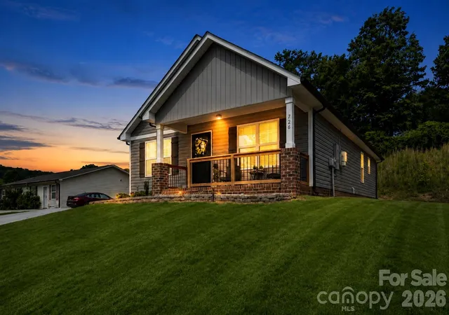 1st image of 726 Parker St, Albemarle, NC 28001 | MLS# 4394845