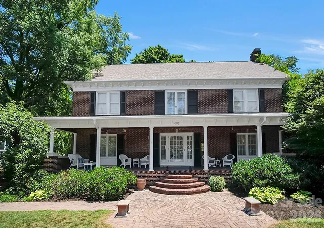 1st image of 601 S Washington St, Shelby, NC 28150 | MLS# 4394855