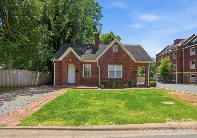 1st image of 1411/1413 W 4th St, Charlotte, NC 28208 | MLS# 4394859