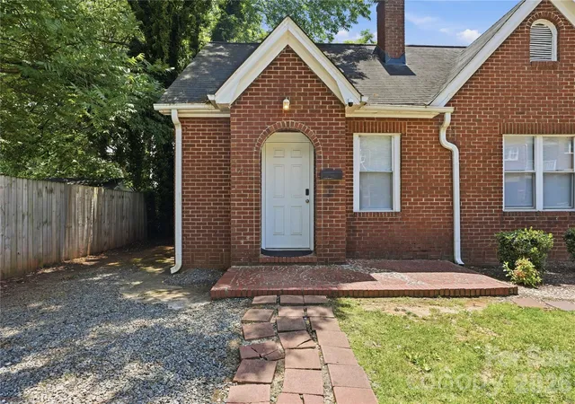 3rd image of 1411/1413 W 4Th St, Charlotte, NC 28208 | MLS# 4394859