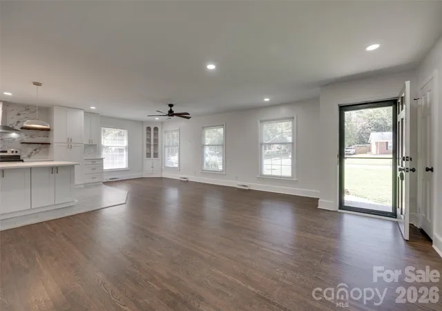 Photo 2 of Single family home for sale at 5731 Brookhaven Rd, Charlotte, NC 28210 | MLS# 4394881 | Listing updated on 2026-10-06